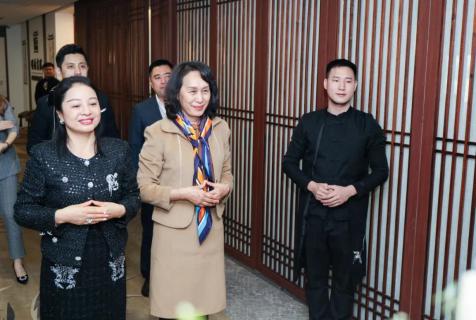 罗湖区人大常委副主任谭会茹一行莅临豪门国际调研