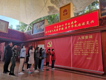 豪门国际：红色之旅 唤起心中的红色魂