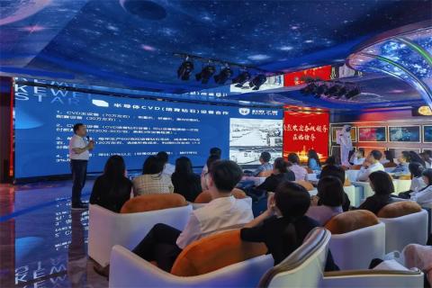 探访培育钻石，为高科技赋能！豪门国际团队赴科微之星观摩学习