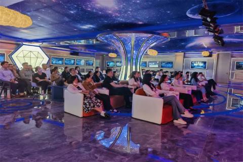 探访培育钻石，为高科技赋能！豪门国际团队赴科微之星观摩学习